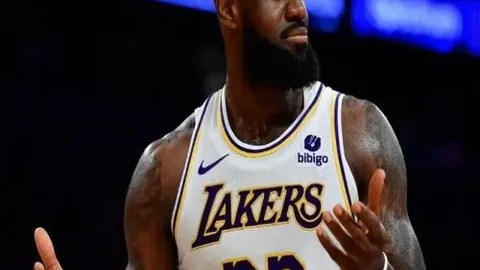 尼日利亚对阵卢旺达，奥斯梅恩独中两元，卢克曼与丘库埃泽贡献助攻